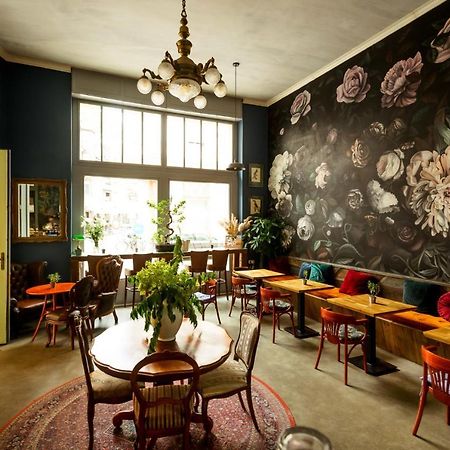 Rudi Es Ficko Lakosztaly Apartment Сегед Екстериор снимка
