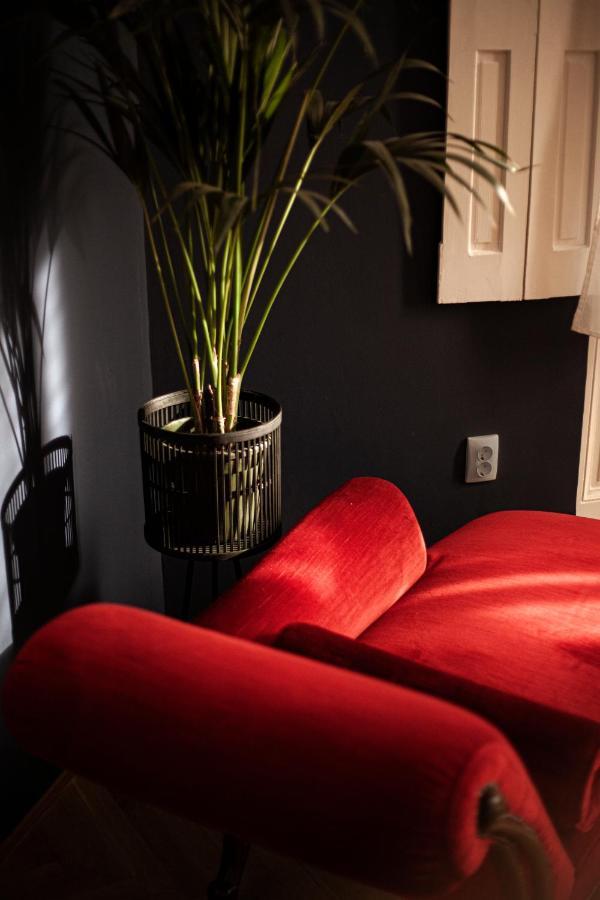 Rudi Es Ficko Lakosztaly Apartment Сегед Екстериор снимка